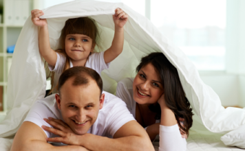 Jak kołdra wełniana wpływa na jakość snu